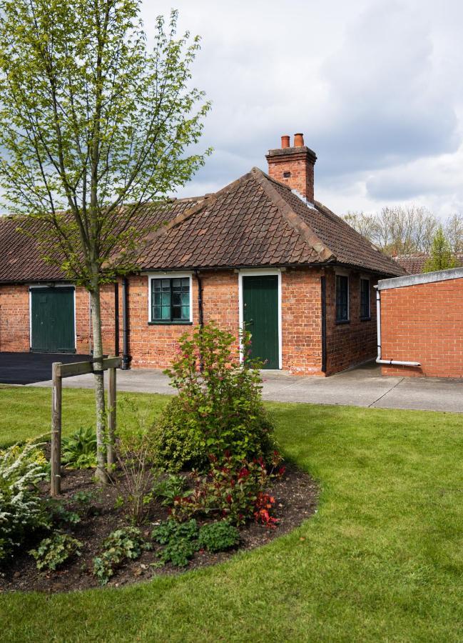 The Stable Suite At York Racecourse Εξωτερικό φωτογραφία