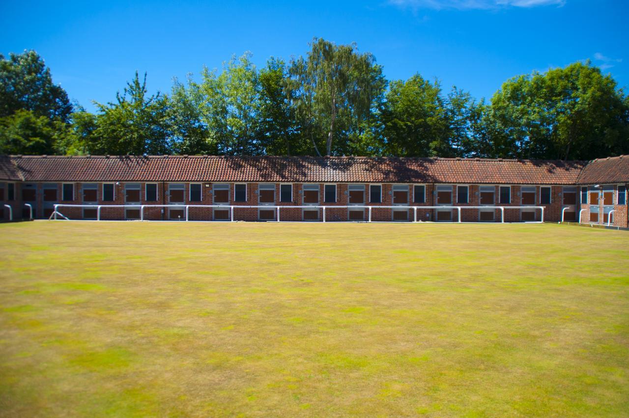 The Stable Suite At York Racecourse Εξωτερικό φωτογραφία